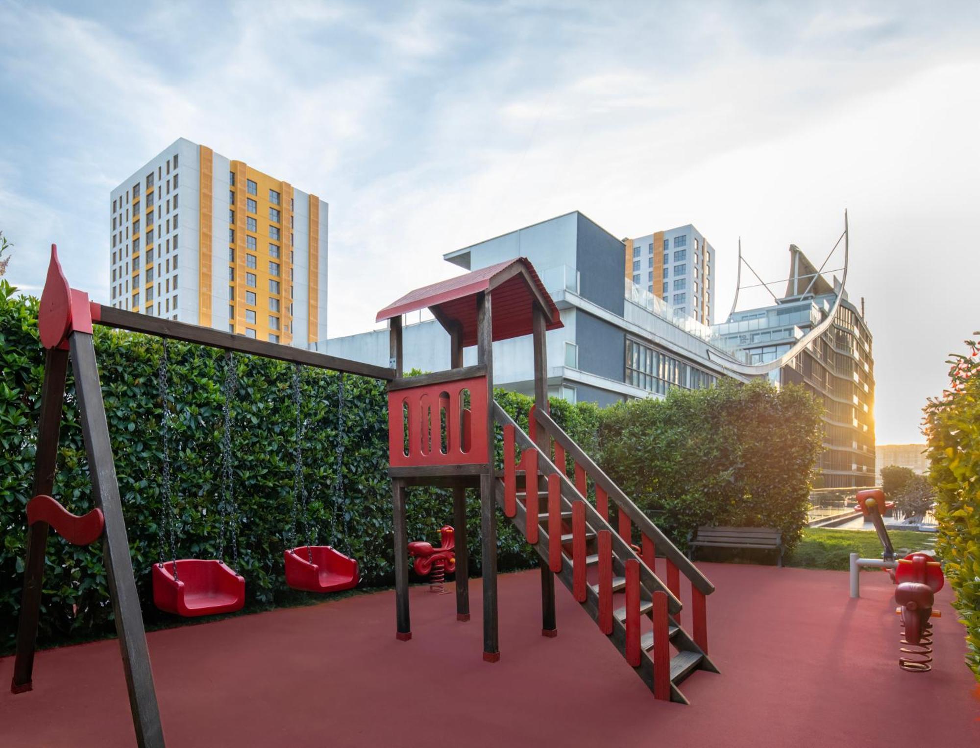ホテル Movenpick Living Istanbul West エクステリア 写真