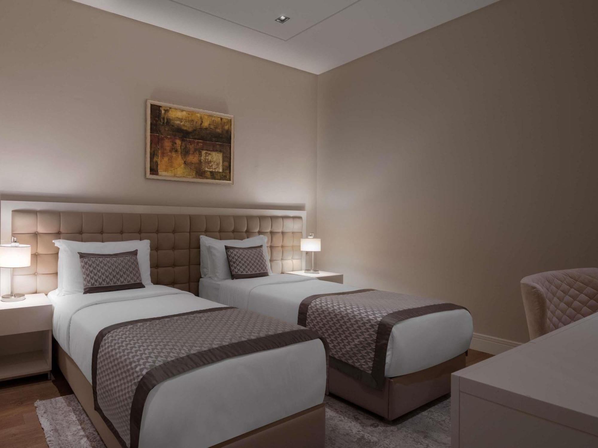 ホテル Movenpick Living Istanbul West エクステリア 写真